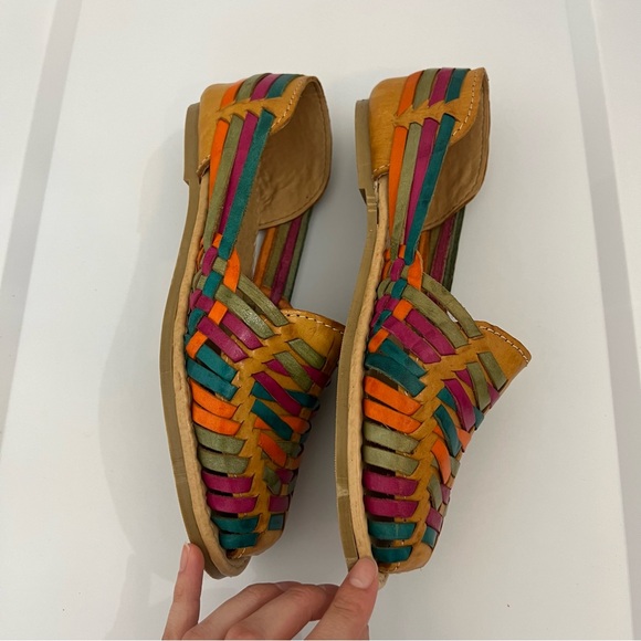 Artisanal cute flats from Mexico - Picture 5 of 10